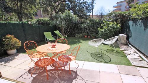 Studio 4 couchages avec jardin proche centre-ville de Sainte-Maxime - Les Terres Marines