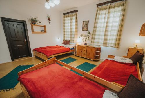 Ένα ή περισσότερα κρεβάτια σε δωμάτιο στο Ferencz Porta