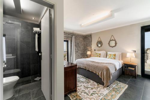 Posteľ alebo postele v izbe v ubytovaní Villa Clementina | Cliffs&Ocean | Heated Pool
