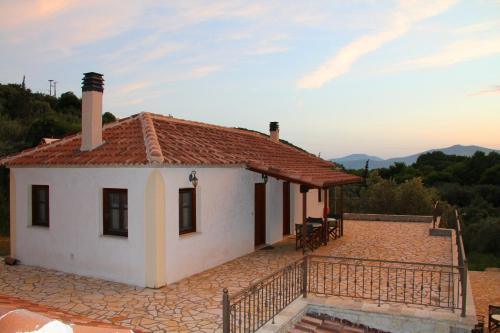Gallery image of Piges Hotel in Gliki