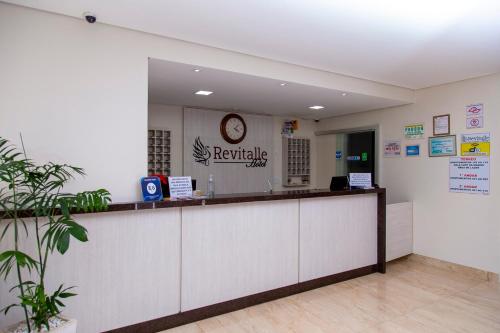 Ο χώρος του λόμπι ή της ρεσεψιόν στο Revitalle Hotel