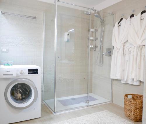 Ένα μπάνιο στο Phoenix Garda Hills