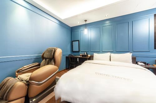 Postel nebo postele na pokoji v ubytování Hotel Stay 53