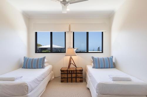 Gallery image of Wake up to ocean views in stylish comfort in Sunshine Beach