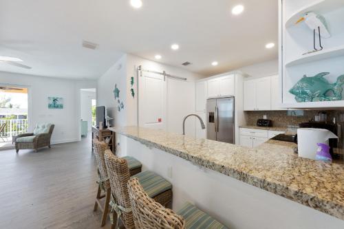 251 Sombrero Beach Road – Photos 3