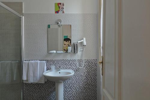 Koupelna v ubytování Afea Art & Rooms