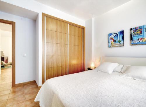 Old Town Apartment near the beach