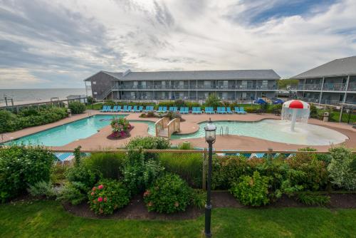 Bazén v ubytování Riviera Beach Resort nebo v jeho okolí