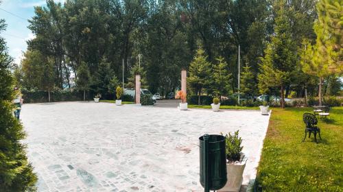 Gallery image of Hotel Devi in Ersekë