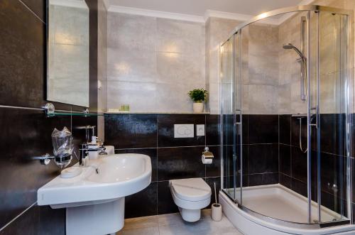 Villa Flores Studio Apartment