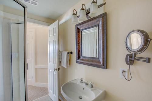 Henderson Park Inn photo 27