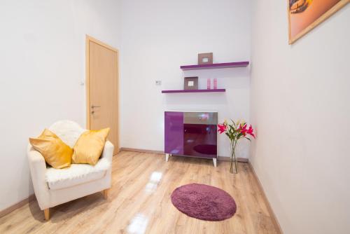 Standard Apartment by Hi5 - West End Center 1056 Budapest, Szent István krt 24. kép - 3