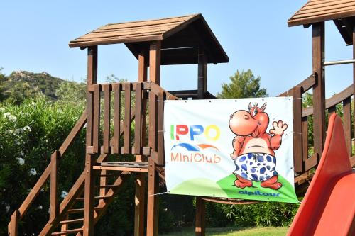 Gambar di galeri bagi iH Hotels Le Zagare Resort di Villasimius