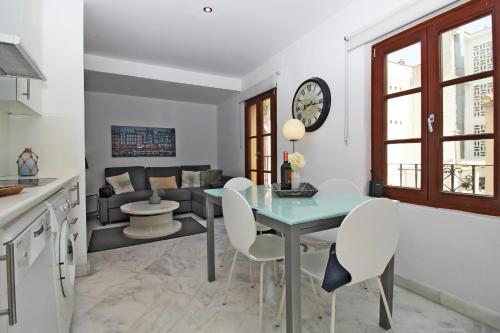 Del Parque Flats - Tribuna
