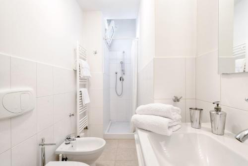 Polo Universitario apartment by Mmega