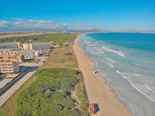 an aerial view of a beach and the ocean at 146 Casa Starfish ETV6542 by Mallorca Charme in Can Picafort