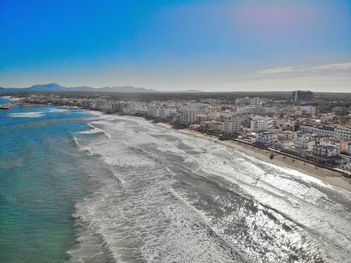 an aerial view of a beach and a city at 146 Casa Starfish ETV6542 by Mallorca Charme in Can Picafort