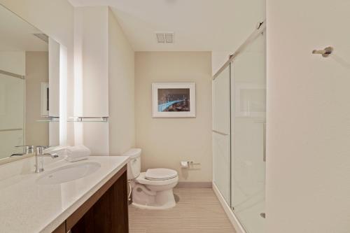 Ванная комната в Extended Stay America Premier Suites - Greenville - Woodruff Road