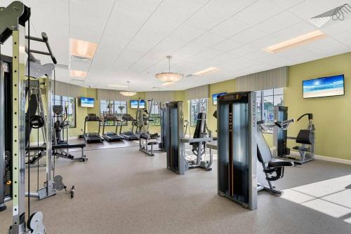 A - New 4 Bedroom Home - 5 Miles to Disney - Free Water Park - Private Pool photo 48