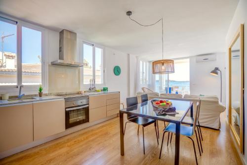Beachfront Apartment Sivella by Sealand Villas