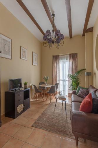 Sevilla Blossom Elegant and bright 2 Rooms - 4PX