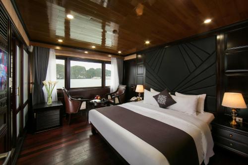 La Regina Royal Cruise, Hạ Long-öböl – 2023 legfrissebb árai