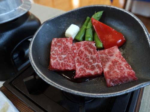 ホテルの敷地内または近くでの食事または食べ物