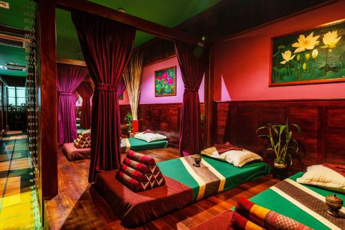 Krevet ili kreveti u jedinici u objektu Empress Residence Resort and Spa