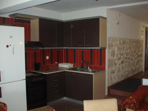 Кухня или мини-кухня в Sevasti Country House
