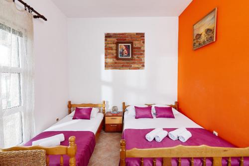 Gallery image of Rosic Apartments Baosici in Baošići
