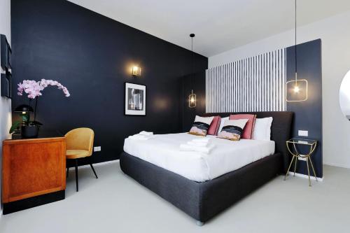 YCH-Bright Penthouse near COLOSSEUM