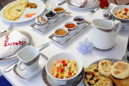 Jídlo v penzionu nebo okolí