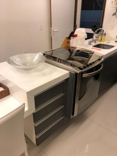 Kuchyň nebo kuchyňský kout v ubytování Flat 308 - Villa Hipica Gravatá