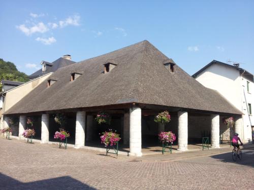 Foto da galeria de Auberge La Bergerie em Sainte-Marie-de-Campan