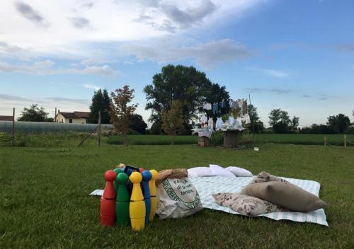 Κήπος έξω από το Agriturismo Bassanine