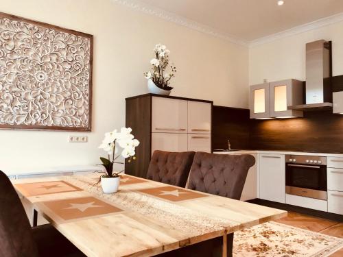 Køkken eller tekøkken på Mediterrane Luxusferienwohnung 5, Berlin- Köpenick, Am Müggelsee