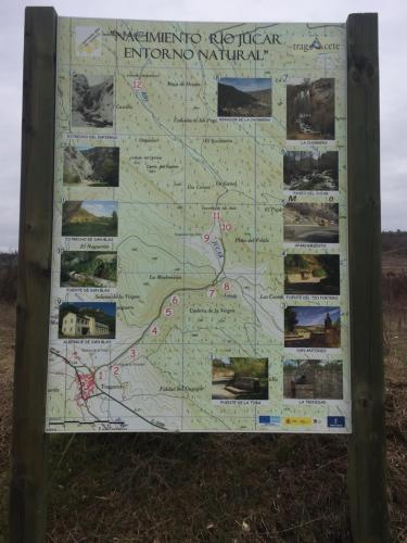 a map of the interpretive sign at the entrance to the park at Casa Rural Chincha in Tragacete