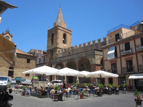 Gallery image of Casa Natura sotto il Castello in Castelbuono