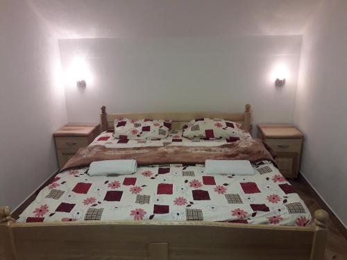 Postel nebo postele na pokoji v ubytování Vučeljić rooms