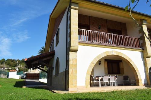 Imagen de la galería de Alojamientos La Nogalera, en Ruiloba