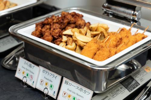 Mad på hotellet eller i nærheden