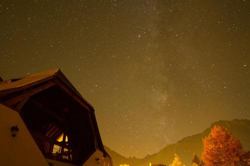 a starry night with the milky way in the sky at Gîtes Estives d'Arrens in Arrens-Marsous