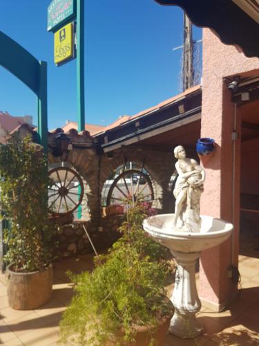 Φωτογραφία από το άλμπουμ του Logis Hôtel Restaurant les Charmettes σε Argelès-sur-Mer