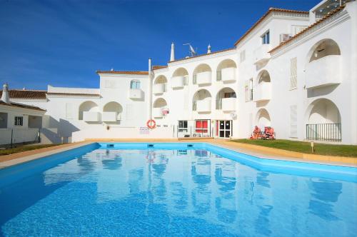 Apartment MargemSul - Pool - Beach - Free Wifi - Air Con