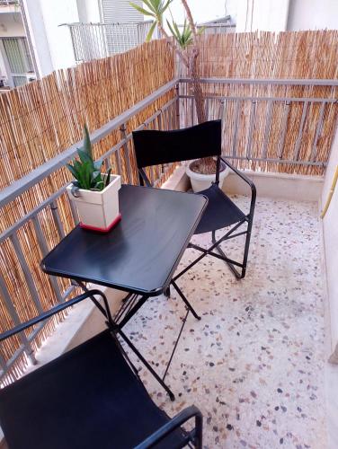 Kleisthenes' apartment
