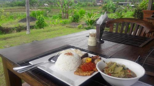 Eten bij of ergens in de buurt van het pension

