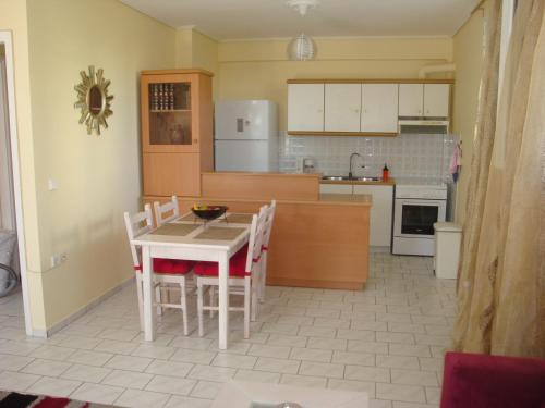 Gallery image of Elena's Holiday Home in Rafina