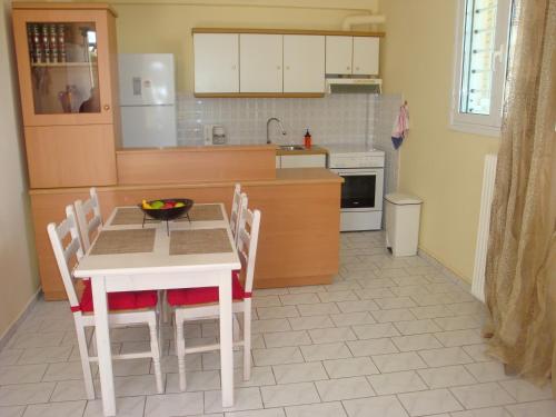 Gallery image of Elena's Holiday Home in Rafina