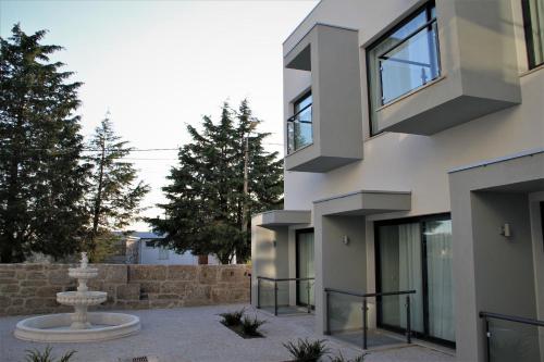 Το κτήριο όπου στεγάζεται  το ξενοδοχείο