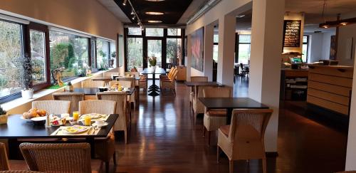 Restaurace v ubytování Hotel Zapa
